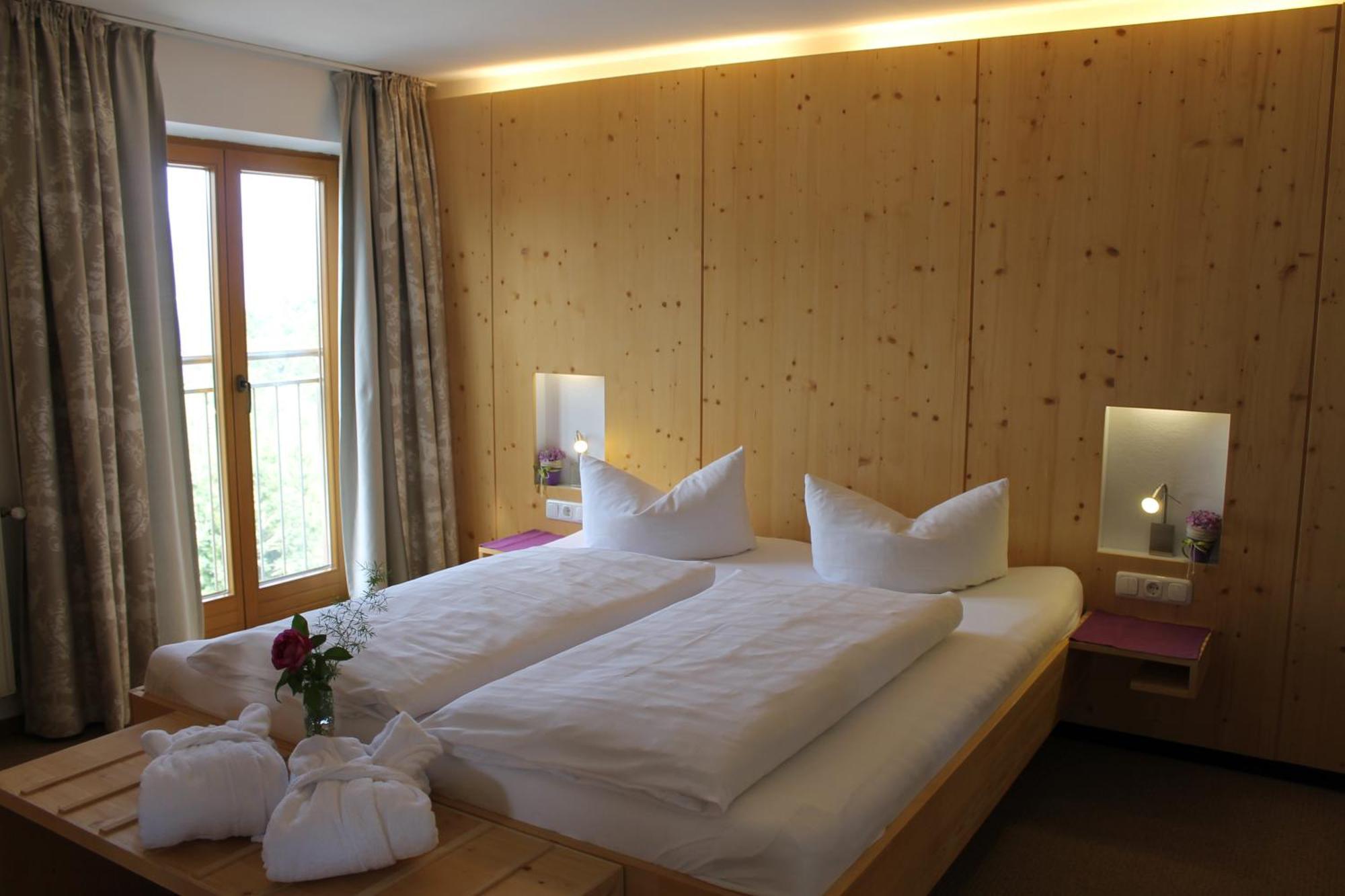 Geisler 3*